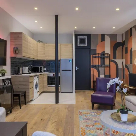 Spacious - 4br-10p - Center Apartment *