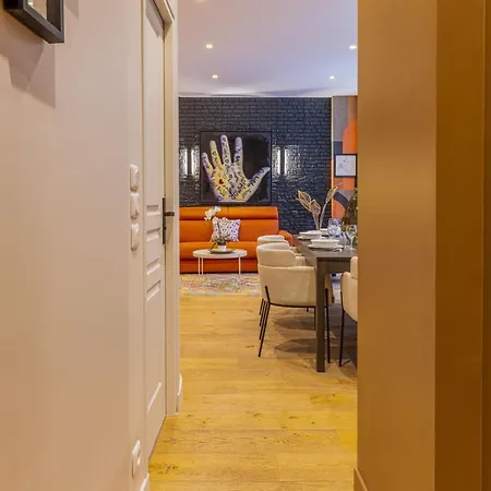 Spacious - 4br-10p - Center Apartment